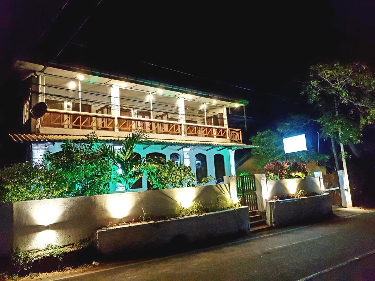 Villa Blue Ocean Mirissa Dış mekan fotoğraf
